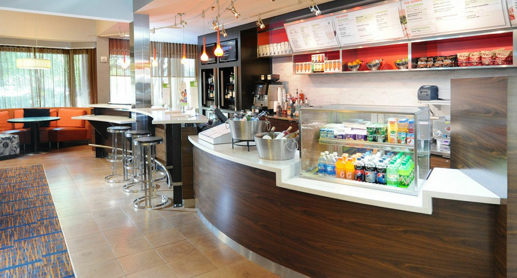 Courtyard By Marriott Airport Hotel 3*