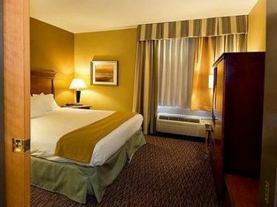 Express & - Downtown Market Area By Ihg Hotel