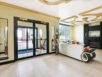 Hotel Surestay Plus By Best Western Airport San Antonio