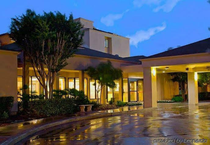 Courtyard By Marriott Airport San Antonio