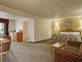 Days By Wyndham Interstate Hwy 35 North San Antonio