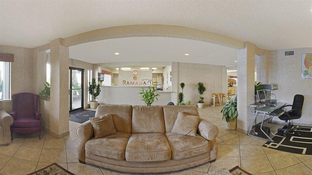 Ramada By Wyndham Near Seaworld - Lackland Afb 3*