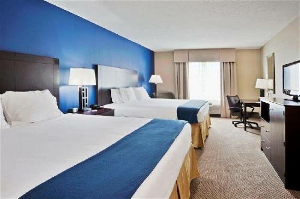 Express & Brooks Base By Ihg San Antonio