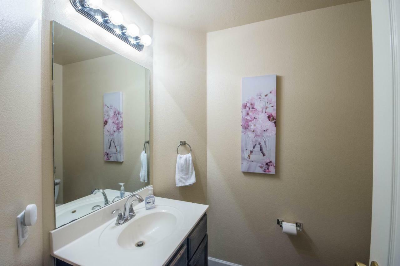 Helotes Family Retreat Holiday home