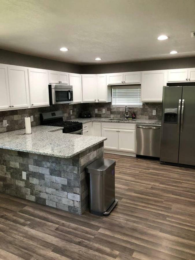 Downtown Contemporary Yet Cozy Fun Holiday home San Antonio