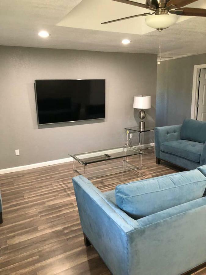 Holiday home Downtown Contemporary Yet Cozy Fun