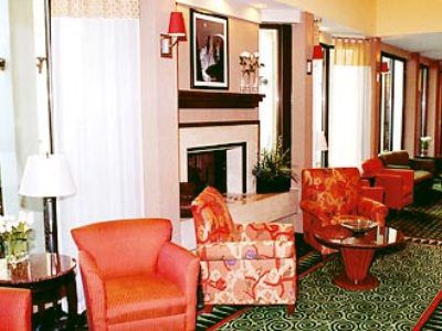 Courtyard By Marriott Airport Hotel 3*