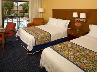 Courtyard By Marriott Airport San Antonio