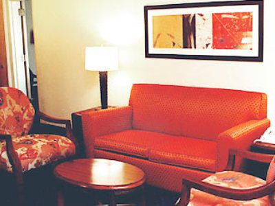 Courtyard By Marriott Airport 3*
