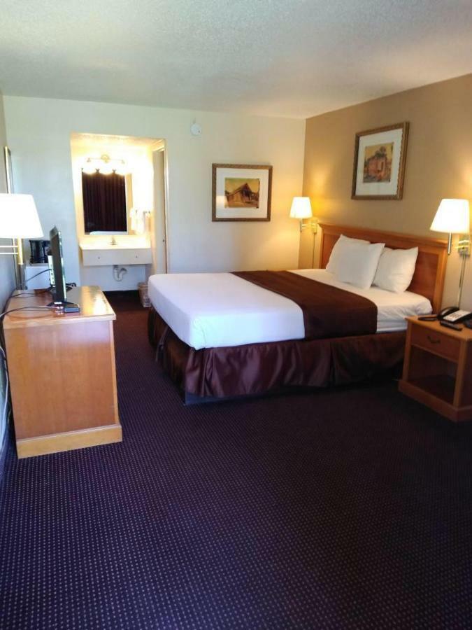 Motel Knights Near Frost Bank Center San Antonio