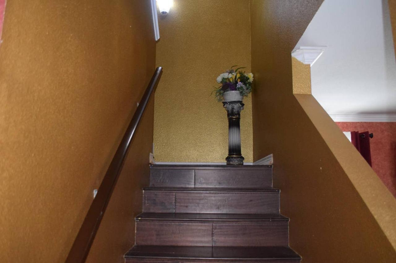 Holiday home Your Ideal Getaway Home! Close To Utsa & Six Flags *