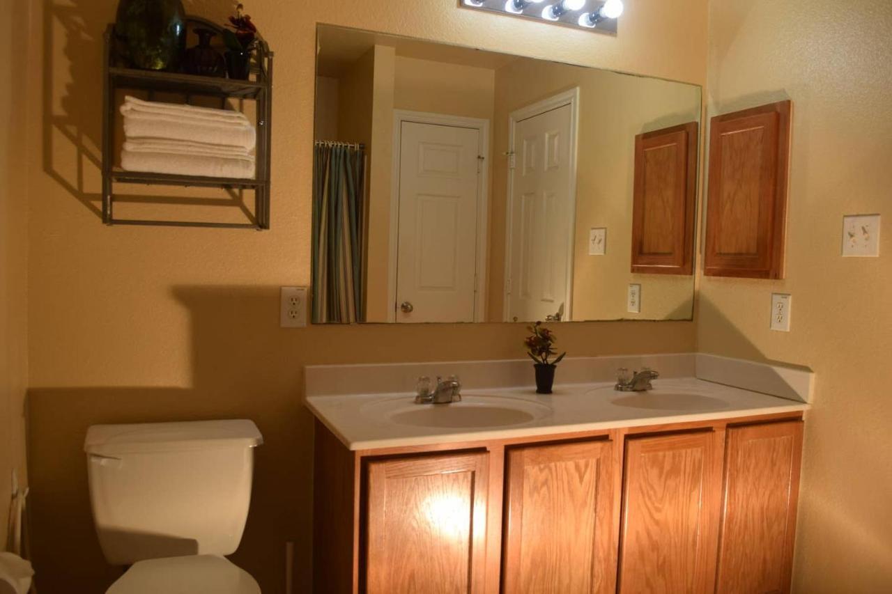Holiday home Your Ideal Getaway Home! Close To Utsa & Six Flags