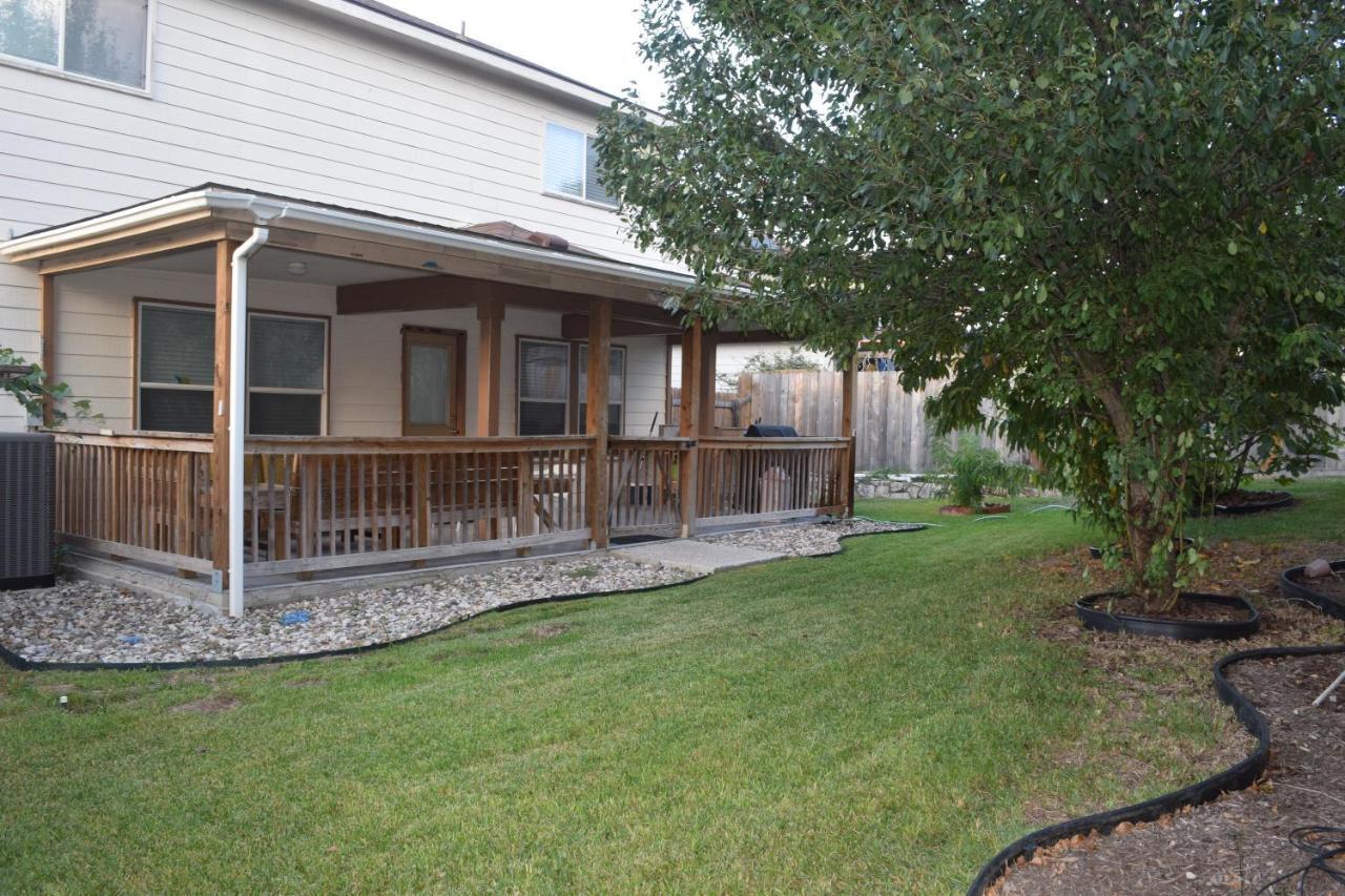 Your Ideal Getaway Home! Close To Utsa & Six Flags *