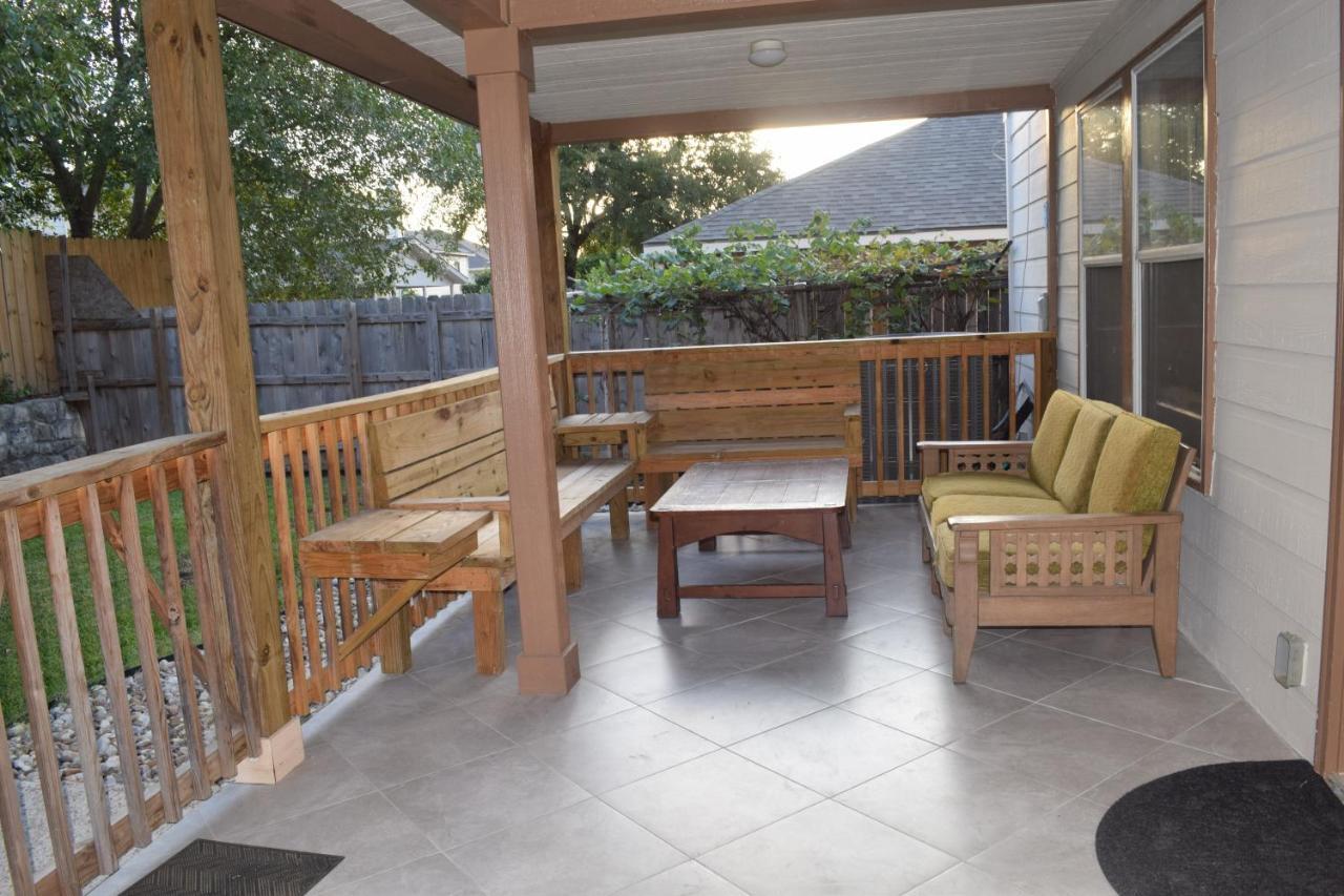 Your Ideal Getaway Home! Close To Utsa & Six Flags