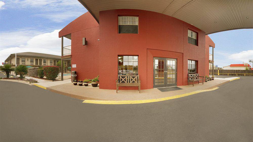 Deluxe Near Lackland Afb San Antonio