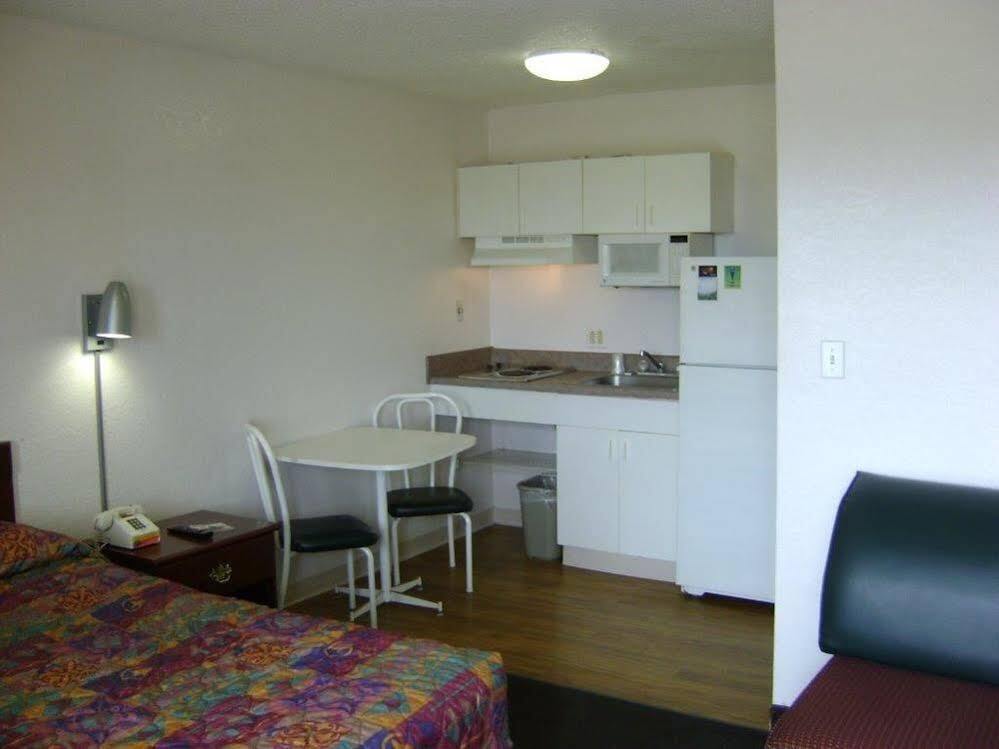 Hotel Intown Extended Tx - Perrin Beitel Road