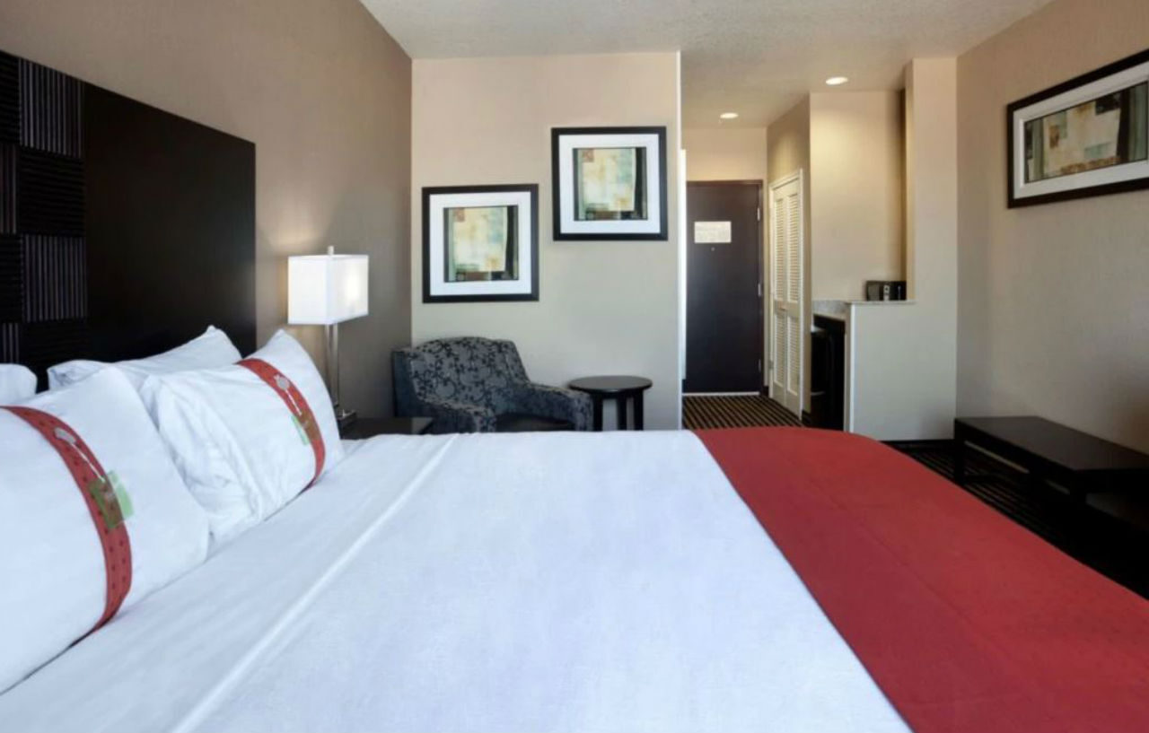 North Stone Oak Area By Ihg Hotel
