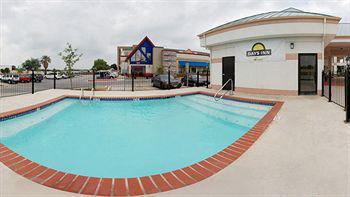Hotel Days By Wyndham N.w. Medical Center 2*
