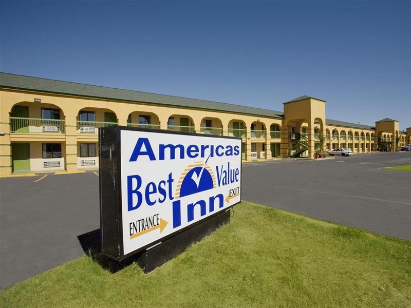Hotel Americas Value - At&t Center/fort Sam Houston San Antonio