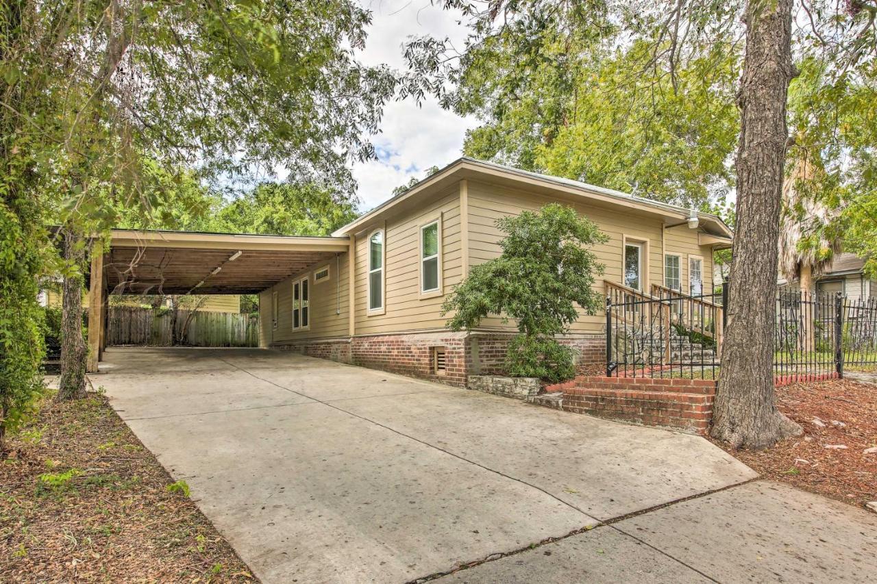 Holiday home With Patio - 3 Mi To River Walk!
