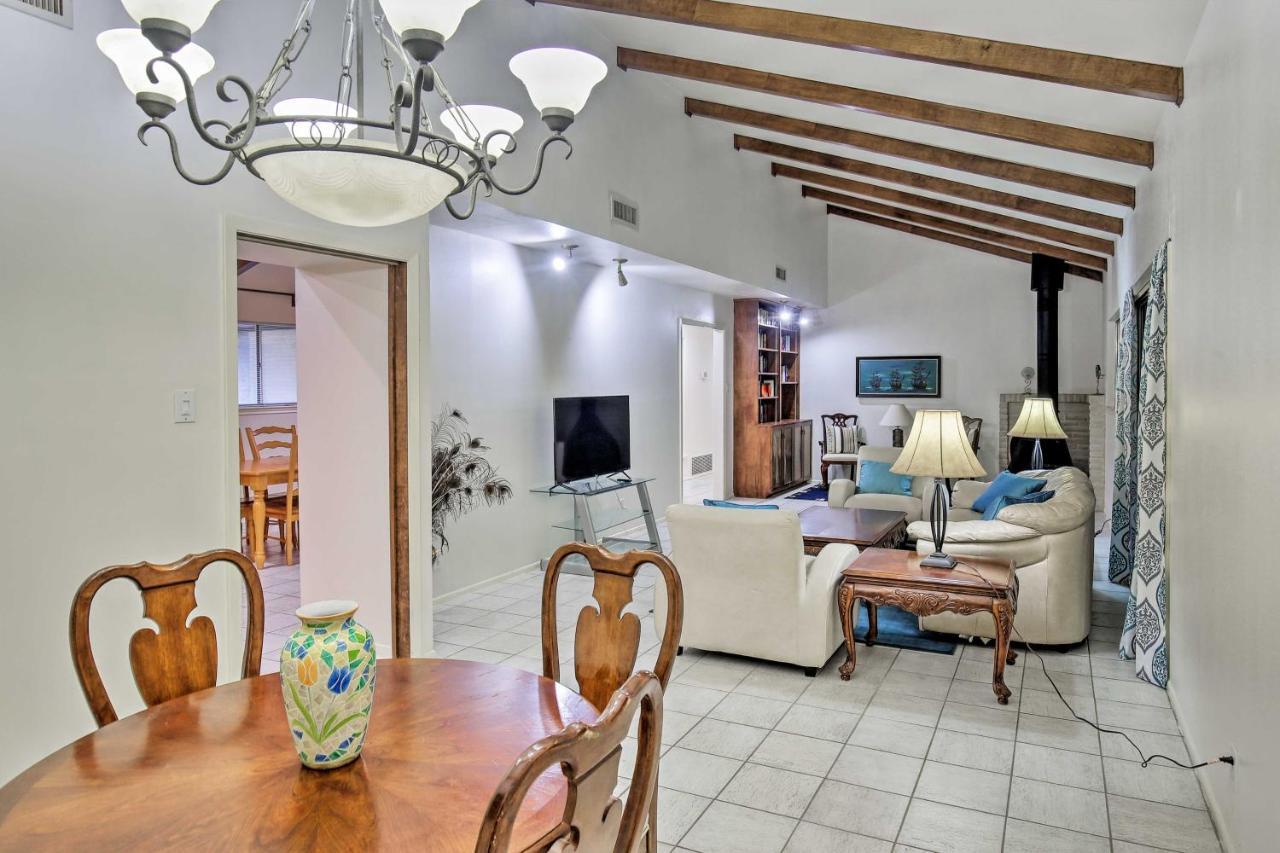 Holiday home Charming Abode About 10 Mi To River Walk! San Antonio