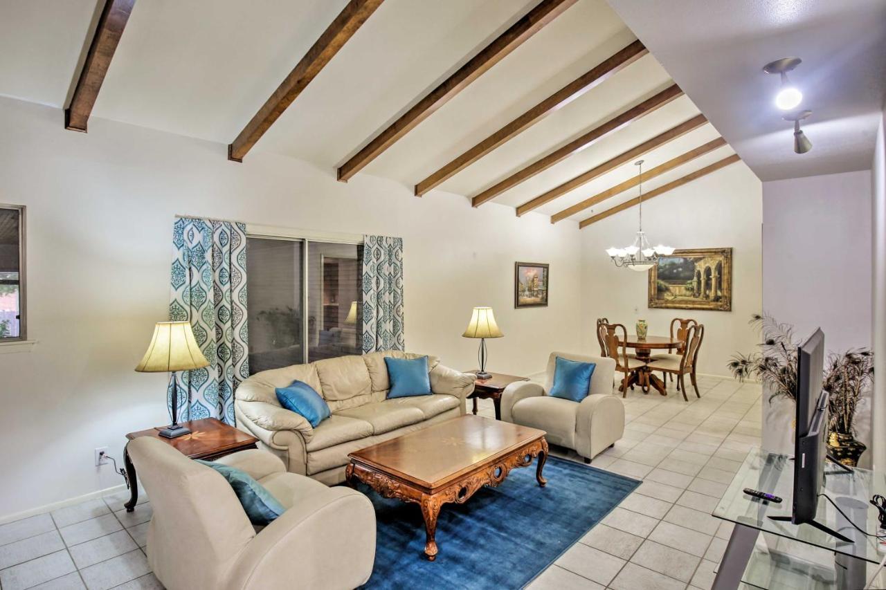 Charming Abode About 10 Mi To River Walk! San Antonio