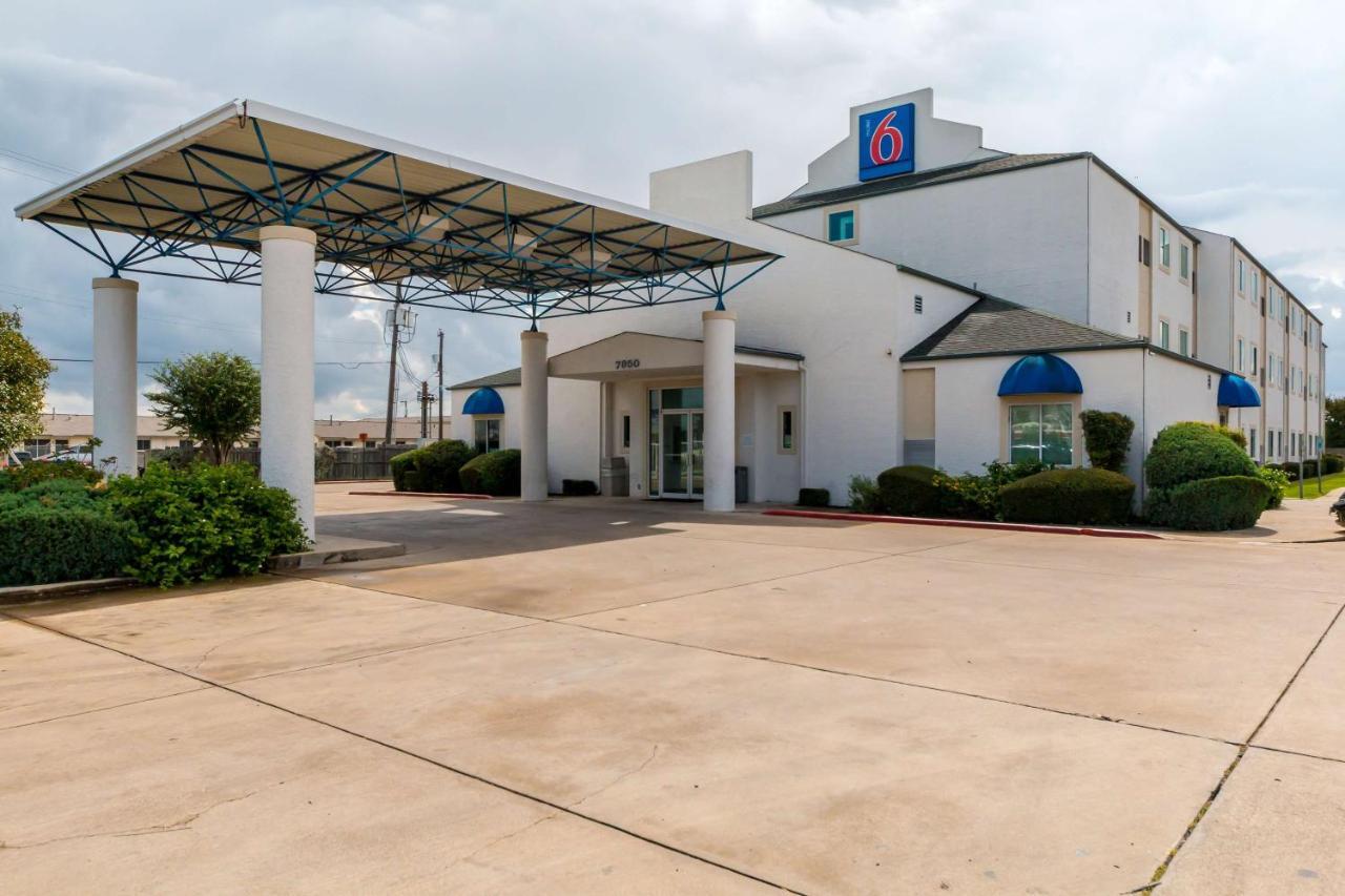 Hotel 6-san Antonio, Tx - South