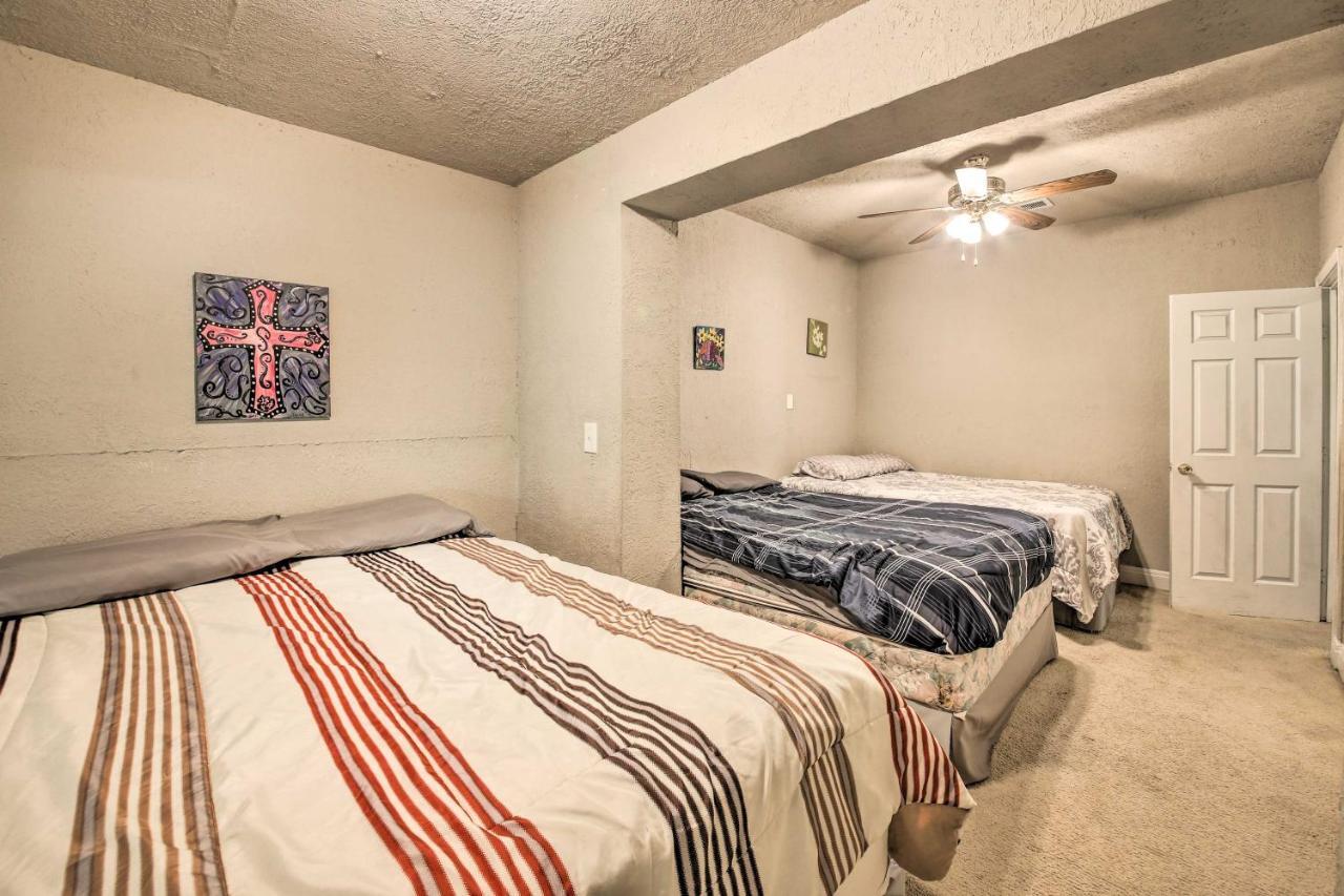 With Patio - 3 Mi To River Walk! Holiday home *