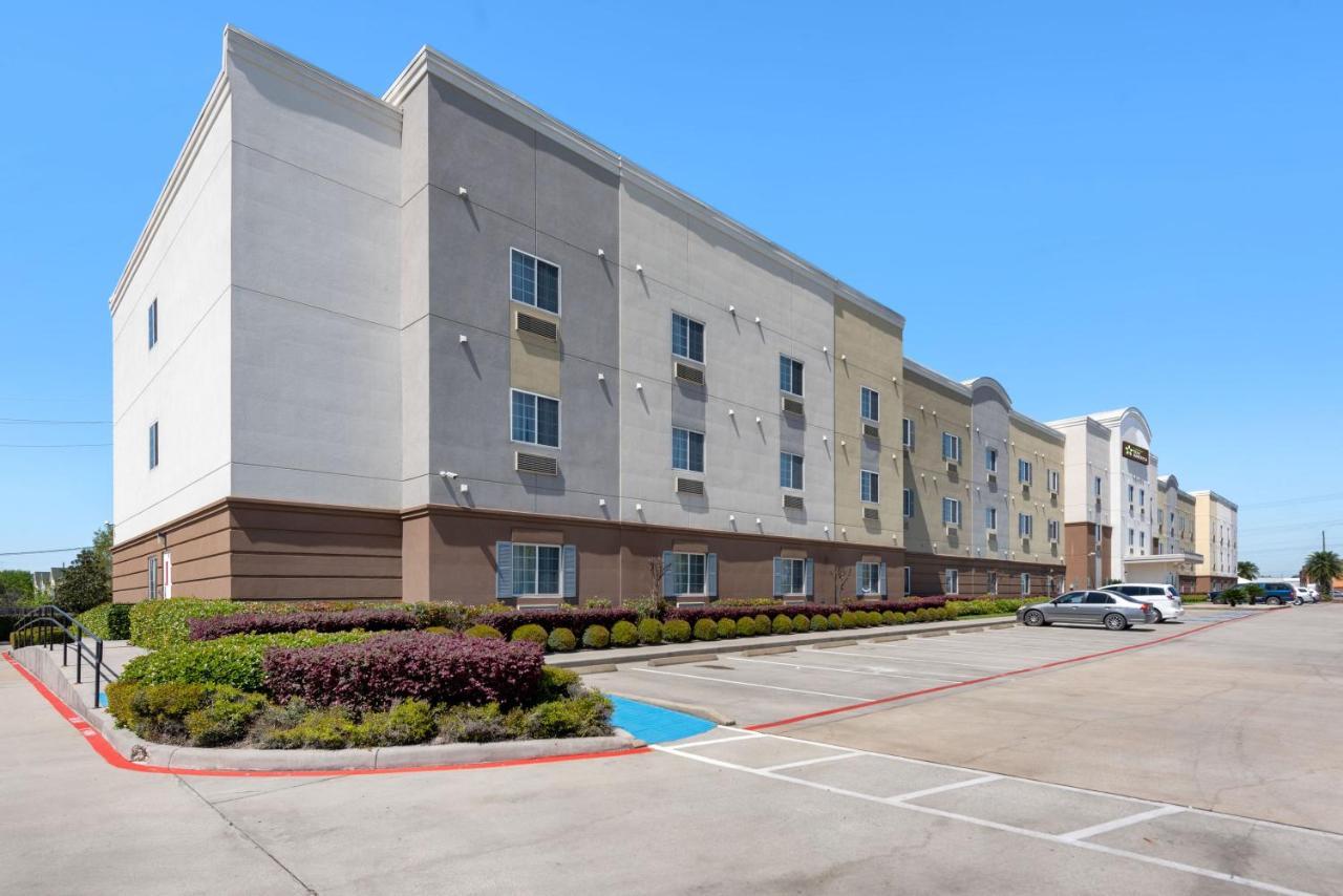 Extended America - - North Hotel