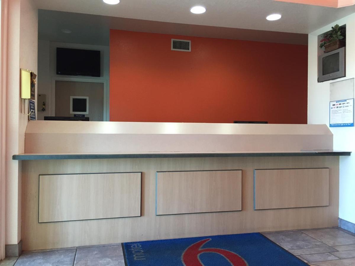 Hotel 6-san Antonio, Tx - Sea World North
