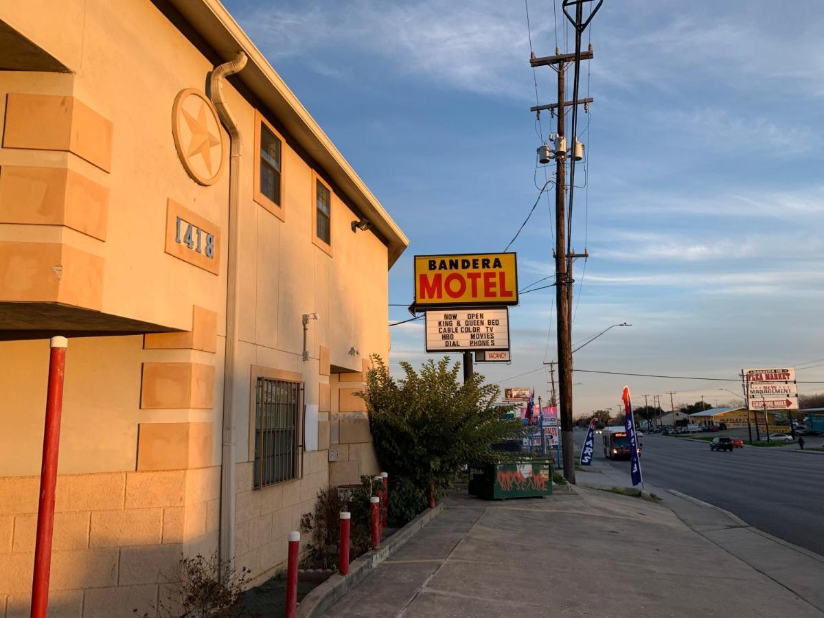 Bandera Motel *
