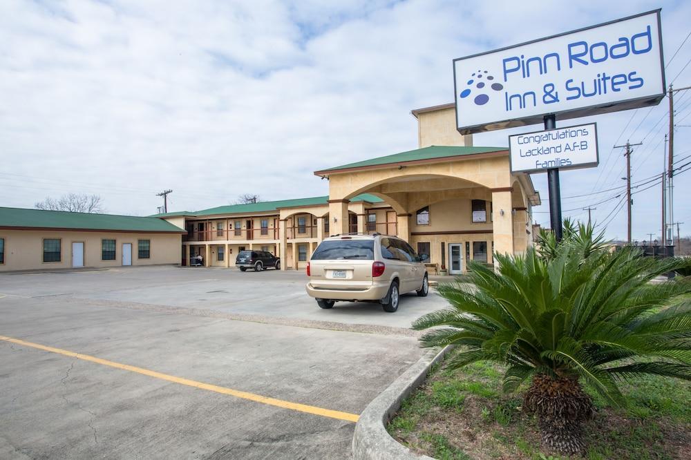 Motel Pinn Road And Lackland Afb And Seaworld San Antonio