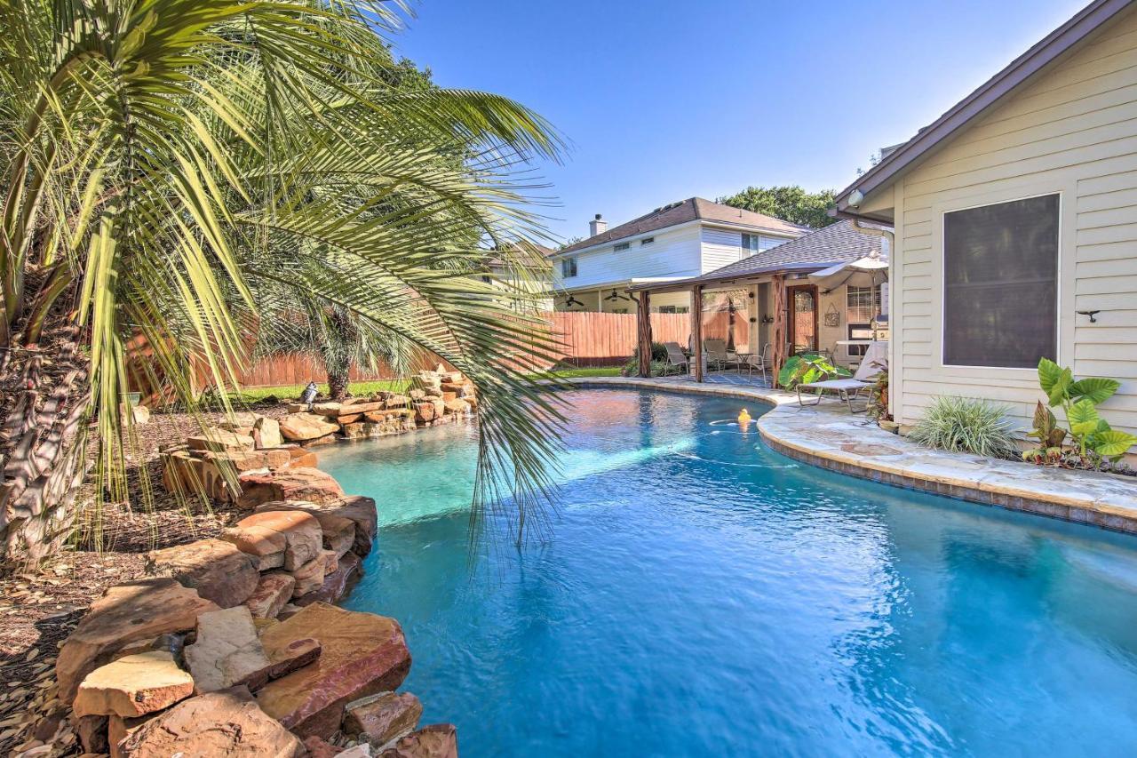 Holiday home Peaceful Oasis With Private Pool And Grill
