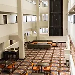 H I Express & Suites San Antonio Medical-Six Flags