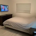 Cheerful 3-Bedroom With A Pool