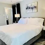 Blue-Door @Maywood - Modern Spaces