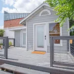 Adorable Guesthouse So Close To Amazing Downtown