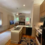 1322-#6 Downtown High Ceiling Big Size 1B Unit