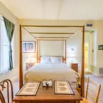 Yellow Rose Bed & Breakfast