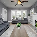 Spacious Home Near Downtown San Antonio