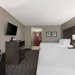 Comfort Inn & Suites Near Medical Center