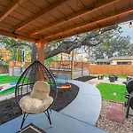 Texas Vacation Home, Game Room & Pool By Sixflags
