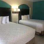Pinn Road Inn And Suites Lackland Afb And Seaworld