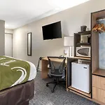 Quality Inn Downtown - Near Market Square