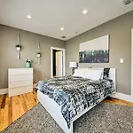 San Antonio Home With Yard - 2 Mi To Downtown!