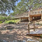 Family-Friendly San Antonio Home With Hot Tub And Deck