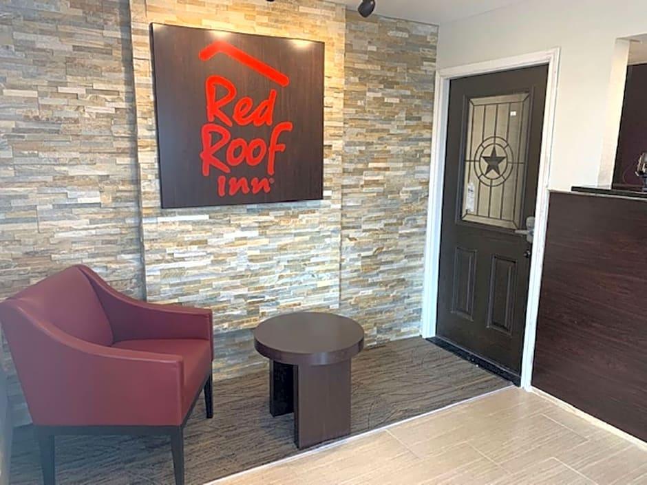 Red Roof E - Frost Bank Center Motel