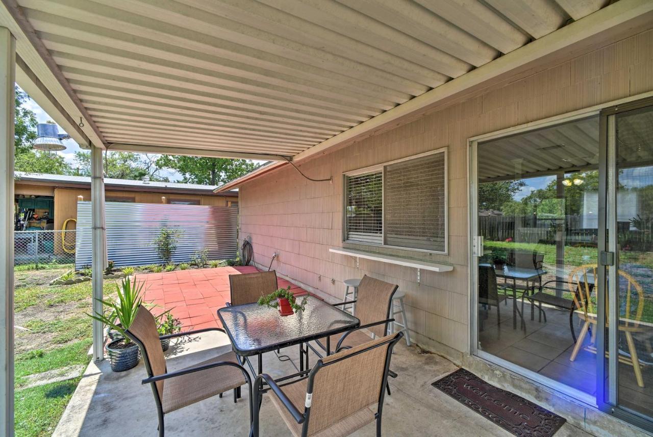 Cozy Family 3 Mi To Lackland Afb Holiday home *