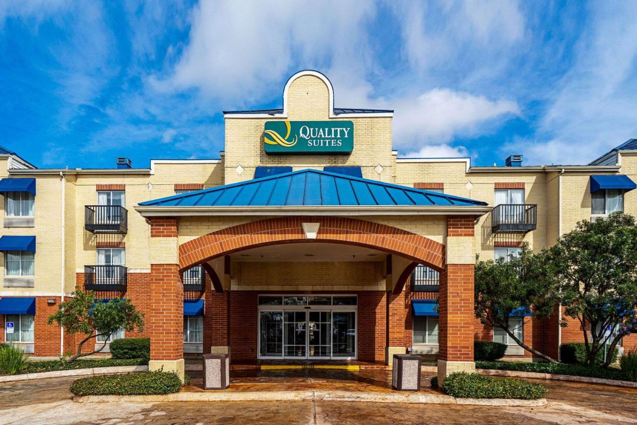 Quality Northeast Hotel