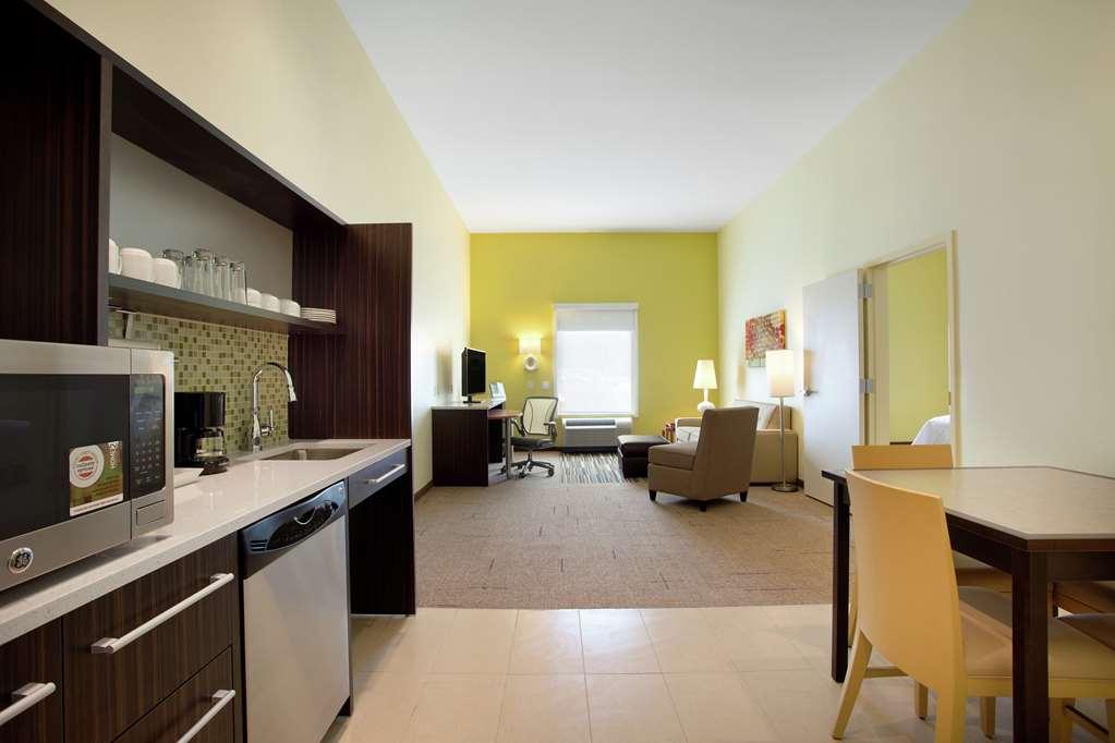 Home2 By Hilton Airport, Tx Hotel